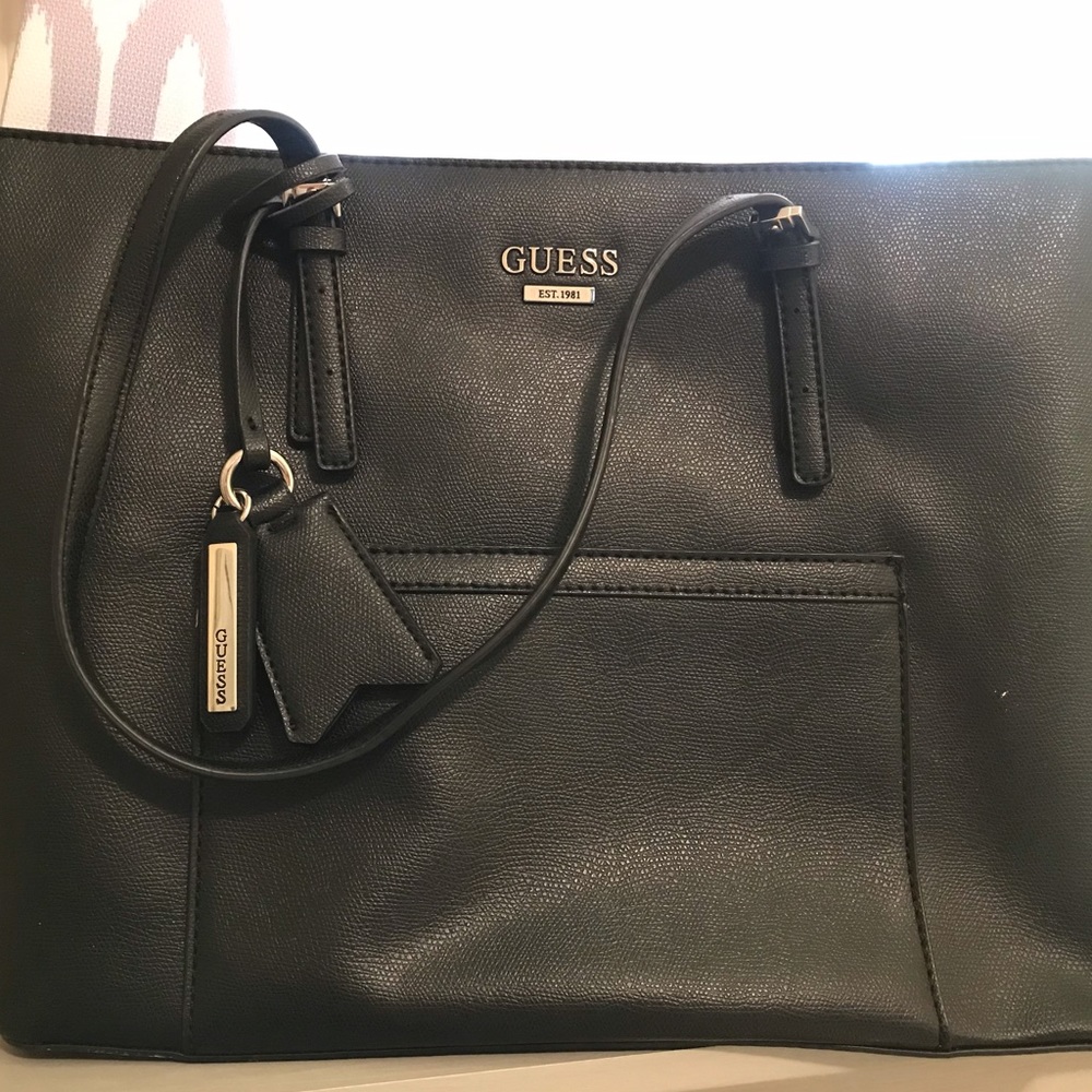 Guess shoulder bag